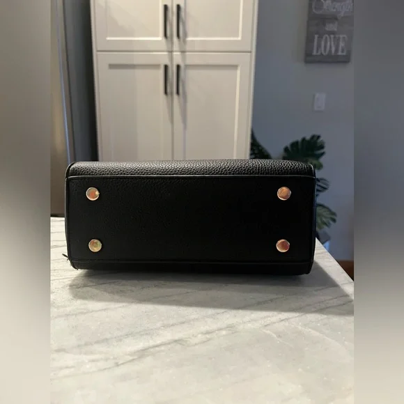 Purse - Picture 6 of 7